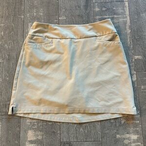 Women’s Adidas Pull-on Stretch Golf Skort Khaki Small